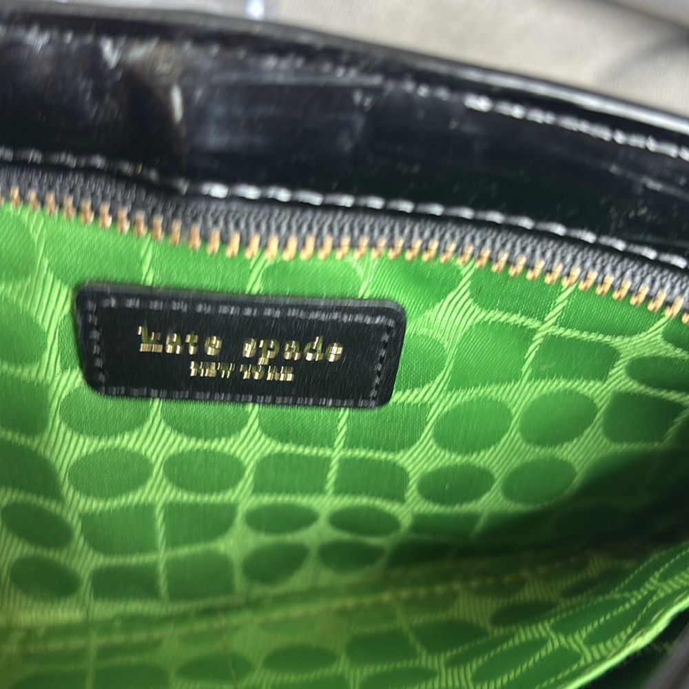 KATE SPADE CLASSIC NOEL CHRISSY WRISTLET - Picture 6 of 9
